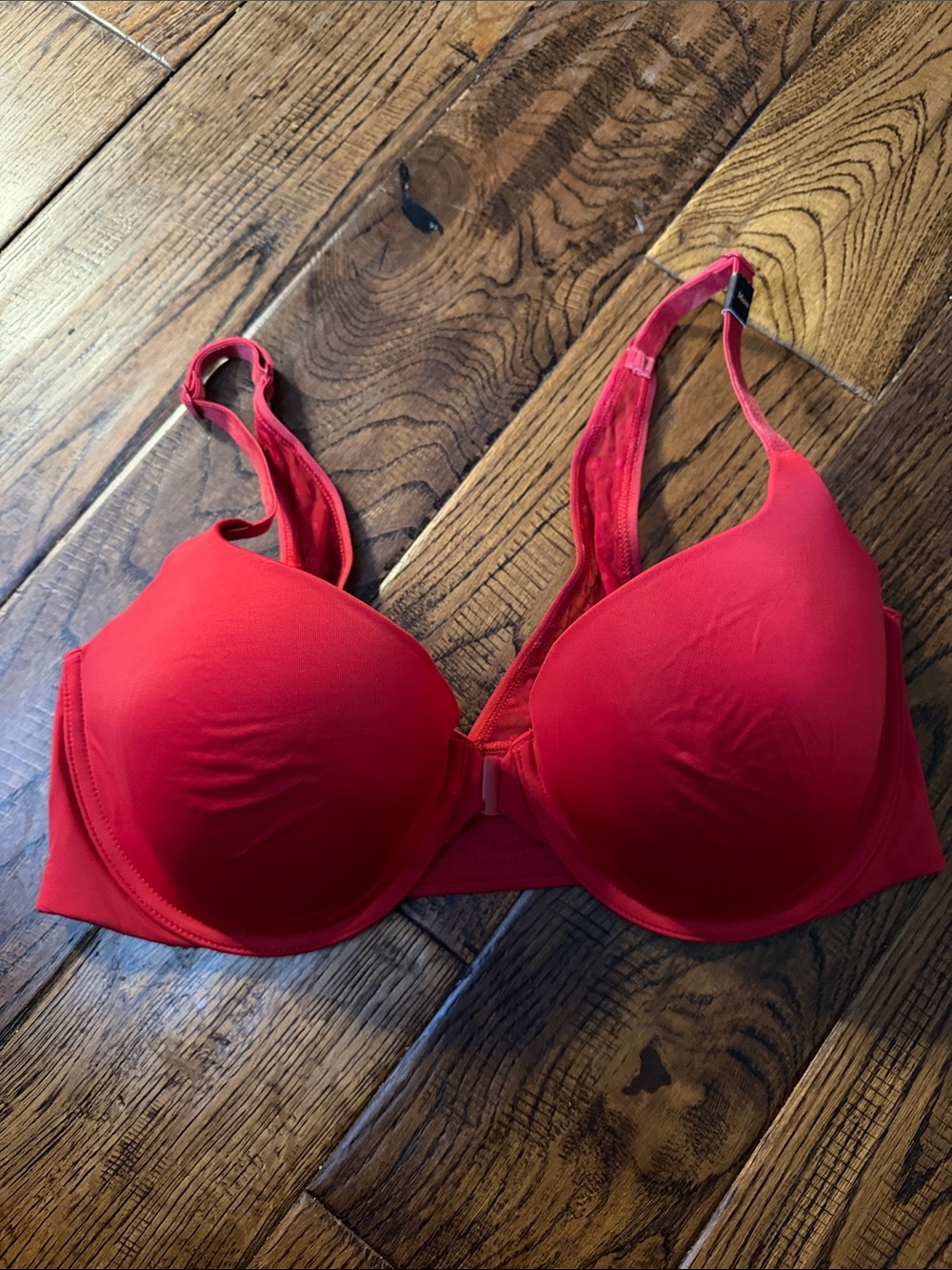 NWT VICTORIA SECRET DEMI/DEMI BRA SIZE 36DD